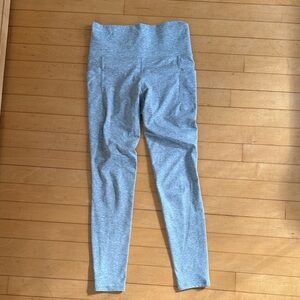 Athleta Salutation Leggings – Grey – Small Flaw